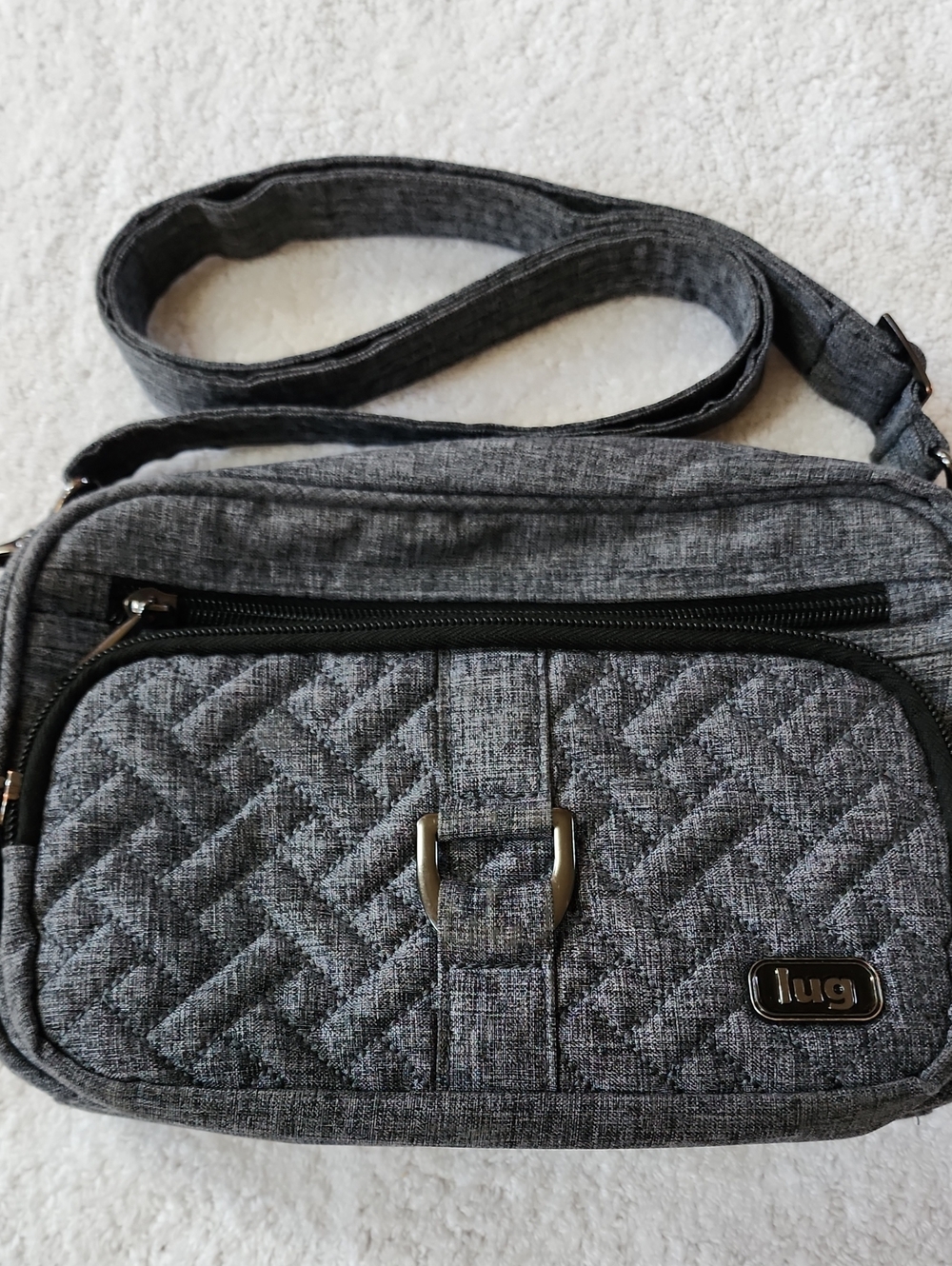 lug Carousel Womens Heather Gray Quilted Crossbody Preowned